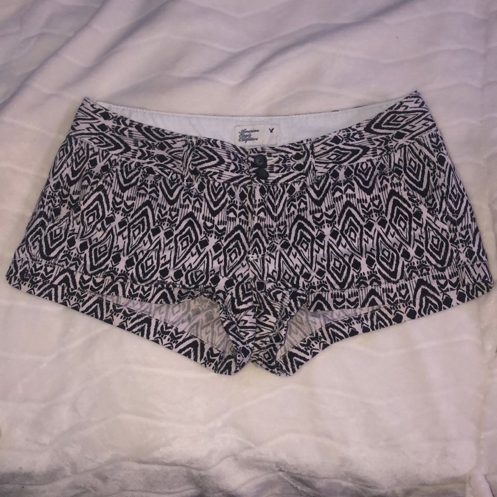 Shorts (women)